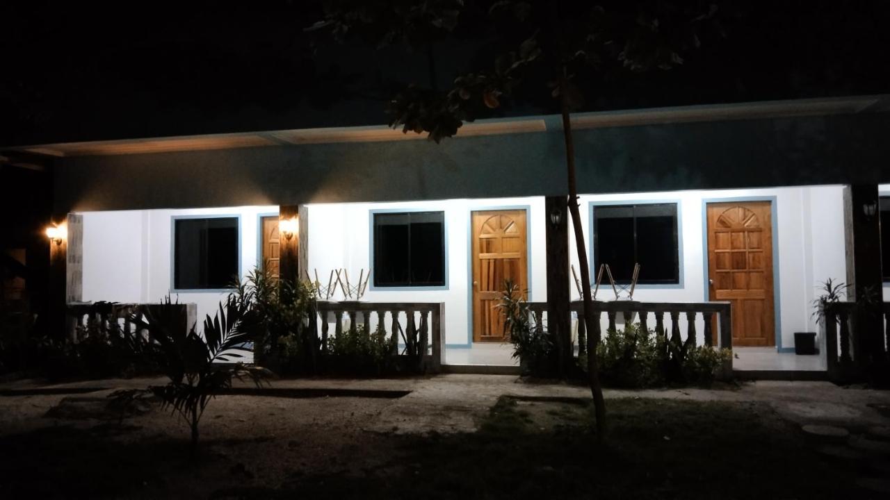 Elen Inn - Malapascua Island Air-Conditioned Room1 Exteriör bild